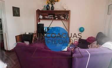 Casa en Independencia, con excelente ubicación