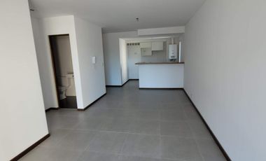 EN VENTA Depto 1 DORM con AMPLIO PATIO, P.B - Zeballos al 2200- Lourdes, Rosario