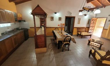 Casa en venta de 2 dormitorios c/ cochera en Mar de Ajo