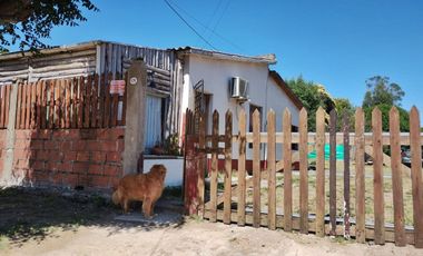 Casa en venta de 2 dormitorios c/ cochera en Mar de Ajo