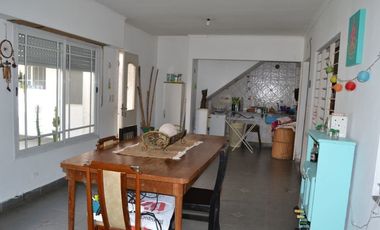 Casa En Venta En Ramos Mejia Sur