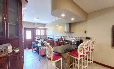 Casa en venta de 3 dormitorios c/ cochera en Mar de Ajo