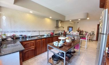 Casa en venta de 3 dormitorios c/ cochera en Mar de Ajo