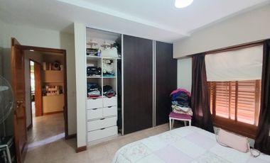 Casa en venta de 3 dormitorios c/ cochera en Mar de Ajo