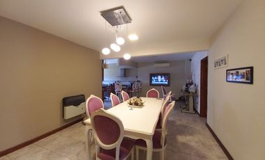 Casa en venta de 3 dormitorios c/ cochera en Mar de Ajo