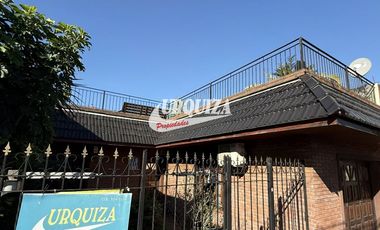 Casa en venta de 2 dormitorios c/ cochera en Ramos Mejía