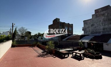 Casa en venta de 2 dormitorios c/ cochera en Ramos Mejía