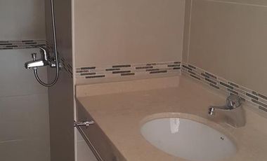 EN VENTA Departamento 1 dormitorio c/PATIO - Macrocentro- Rosario, Santa Fe
