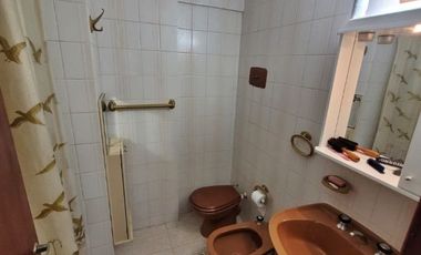 Departamento en venta de 2 dormitorios c/ cochera en San Bernardo