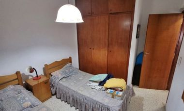 Departamento en venta de 2 dormitorios c/ cochera en San Bernardo