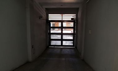 EN VENTA Cochera  Pasco al 1400 - Abasto - Rosario