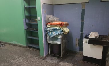 Casa en venta de 4 dormitorios c/ cochera en Villa Soldati