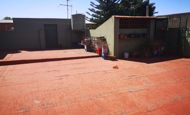 Casa en venta de 4 dormitorios c/ cochera en Villa Soldati