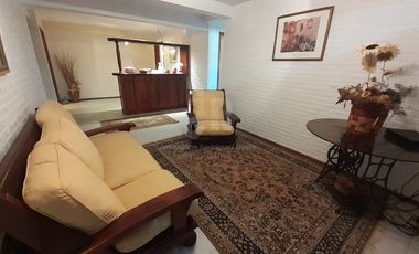 CODIGO 693 - CASA 5 DORMITORIOS ALQUILER TEMPORARIO EN CARILO - ZONA 7