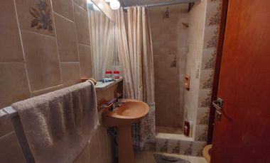 Casa en venta de 3 dormitorios c/ cochera en Costa Azul