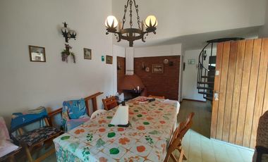 Casa en venta de 3 dormitorios c/ cochera en Costa Azul