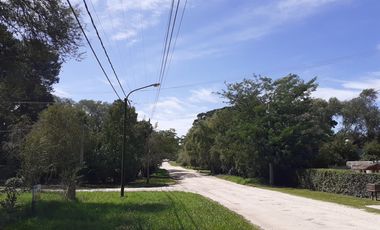 LOTE EN VENTA EN SIERRA DE LOS PADRES - ESQUINA