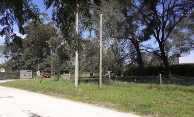 LOTE EN VENTA EN SIERRA DE LOS PADRES - ESQUINA