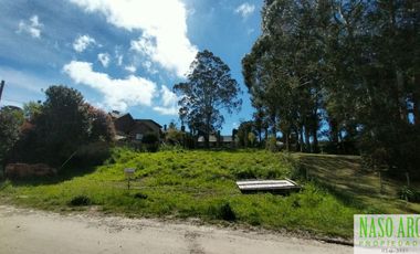 LOTE EN VENTA ZONA GOLF - 716 m² - PLANOS APORBADOS LISTOS PARA CONSTRUIR