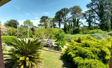 IMPORTANTE CHALET EN VENTA - GAS NATURAL CONECTADO - ZONA CAPILLA