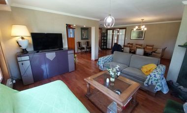 IMPORTANTE CHALET EN VENTA - GAS NATURAL CONECTADO - ZONA CAPILLA