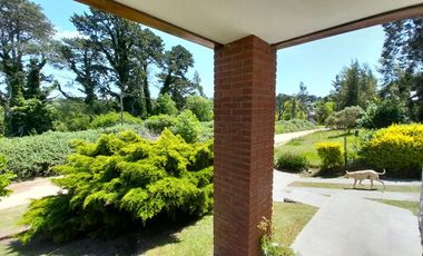 IMPORTANTE CHALET EN VENTA - GAS NATURAL CONECTADO - ZONA CAPILLA