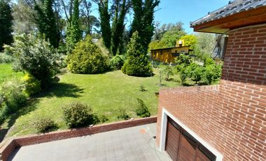 IMPORTANTE CHALET EN VENTA - GAS NATURAL CONECTADO - ZONA CAPILLA