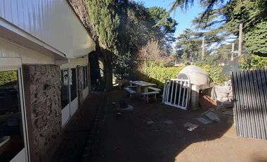 BAJO SU VALOR - CHALET EN SIERRA DE LOS PADRES -VENTA O PERMUTA - GAS NATURAL