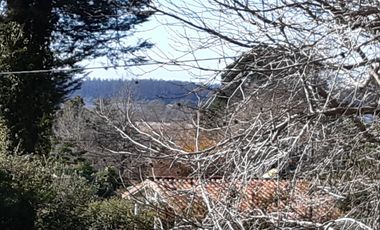 BAJO SU VALOR - CHALET EN SIERRA DE LOS PADRES -VENTA O PERMUTA - GAS NATURAL