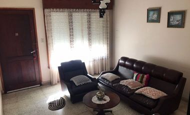 Casa en venta de 2 dormitorios c/ cochera en 9 de Julio