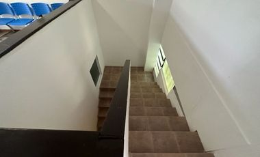 58 E/ 5 Y 6 - CONSULTORIOS/ LOCAL EN VENTA