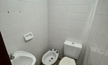 58 E/ 5 Y 6 - CONSULTORIOS/ LOCAL EN VENTA