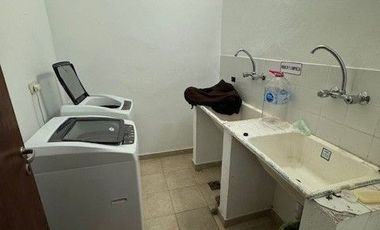 58 E/ 5 Y 6 - CONSULTORIOS/ LOCAL EN VENTA