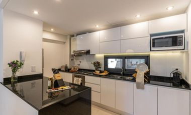 EN VENTA Departamento 2 dormitorios c/ balcon corrido en barrio Centro, Rosario