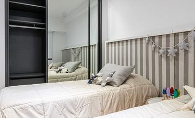 EN VENTA Departamento 2 dormitorios c/ balcon corrido en barrio Centro, Rosario