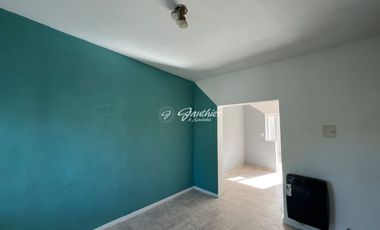 Casa En Venta En Campana BARRIO DÁLMINE OPORTUNIDAD VIVENDA CONSULTORIO VERSÁTIL