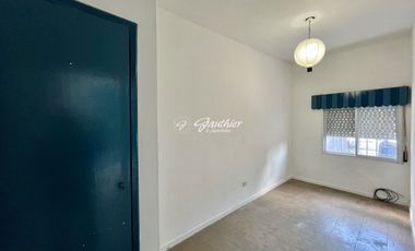 Casa En Venta En Campana BARRIO DÁLMINE OPORTUNIDAD VIVENDA CONSULTORIO VERSÁTIL