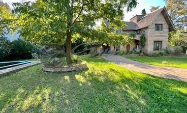 Casa En Venta En Zárate: BARRIO SAAVEDRA Oportunidad CHALET ÚNICO