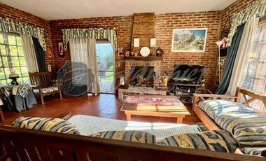 Casa En Venta En Zárate: BARRIO SAAVEDRA Oportunidad CHALET ÚNICO