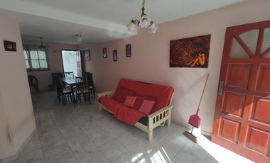 Dúplex en venta de 2 dormitorios c/ cochera en Costa Azul