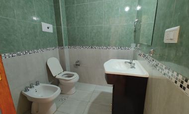 Dúplex en venta de 2 dormitorios c/ cochera en Costa Azul