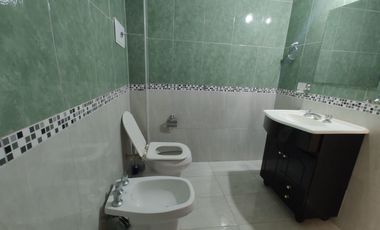 Dúplex en venta de 2 dormitorios c/ cochera en Costa Azul