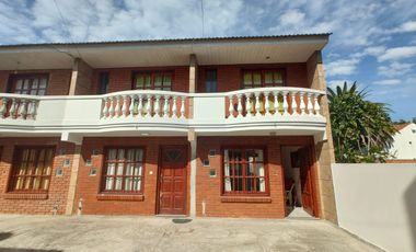 Dúplex en venta de 2 dormitorios c/ cochera en Costa Azul