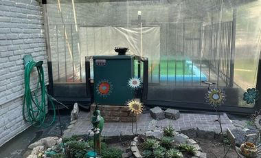 Casa en venta de 3 dormitorios c/ cochera en Nueva Pompeya