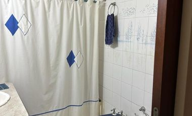 Casa en venta de 3 dormitorios c/ cochera en Nueva Pompeya