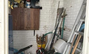 Casa en venta de 3 dormitorios c/ cochera en Nueva Pompeya