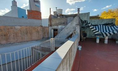 Casa en venta de 4 dormitorios en Parque Patricios