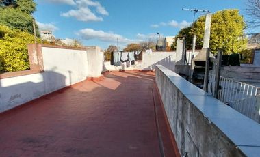 Casa en venta de 4 dormitorios en Parque Patricios