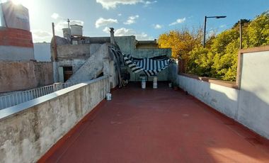 Casa en venta de 4 dormitorios en Parque Patricios