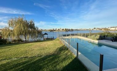 Casa en venta  en La Reserva Cardales, Sofitel sobre el LAGO Lujo clásico LAGUNA
